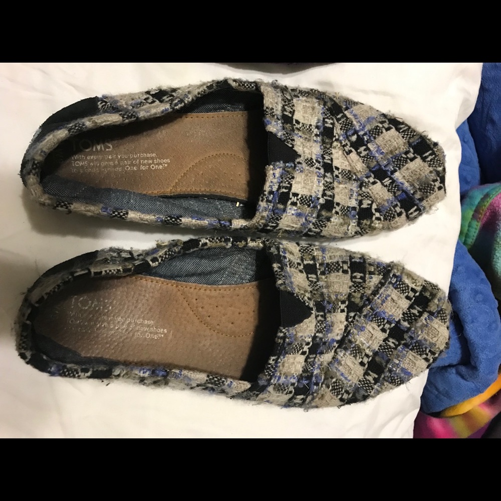 Toms shoes